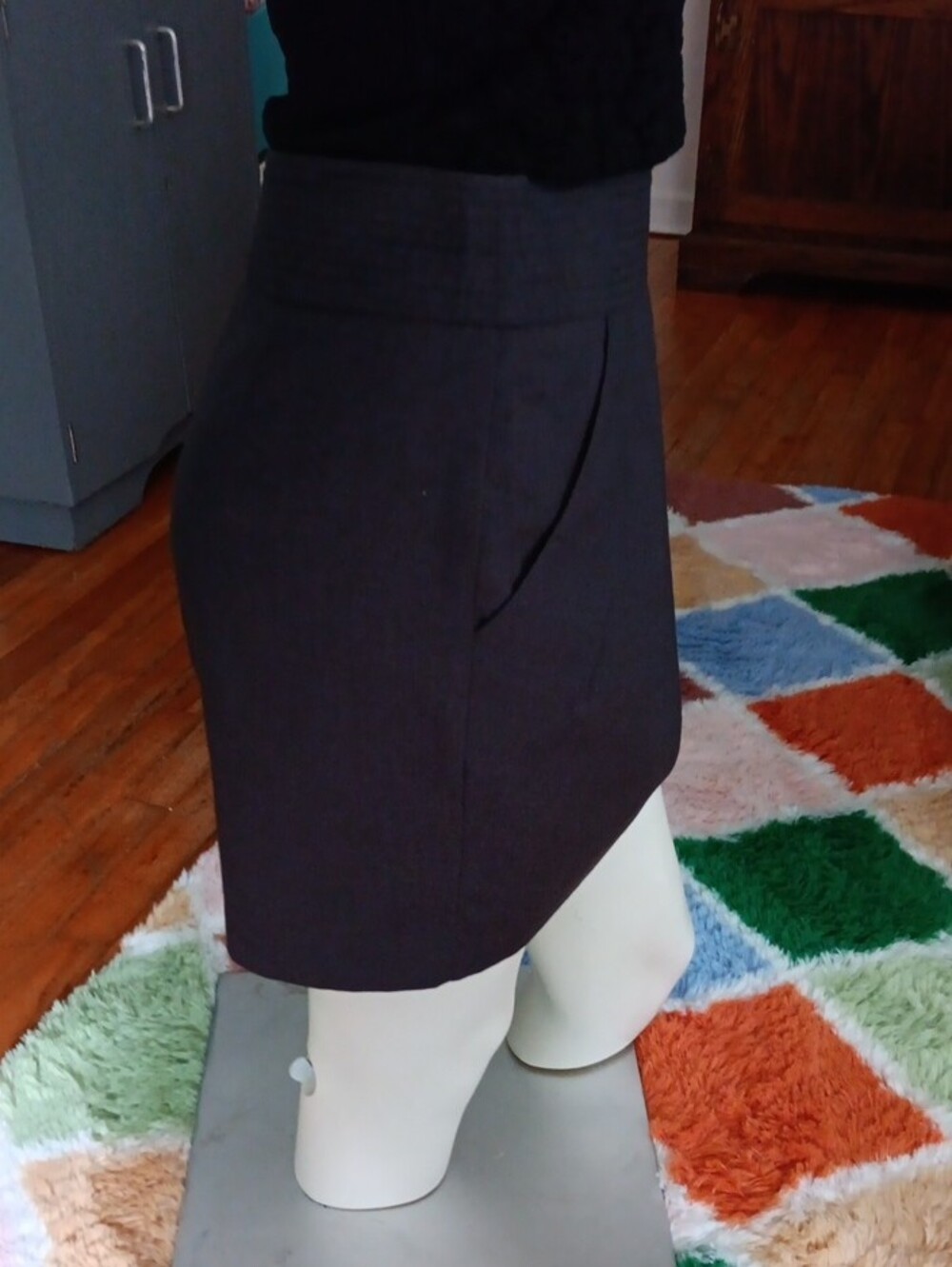 Classic Pleated Pencil Skirt in Dark Gray - Picture 3 of 9